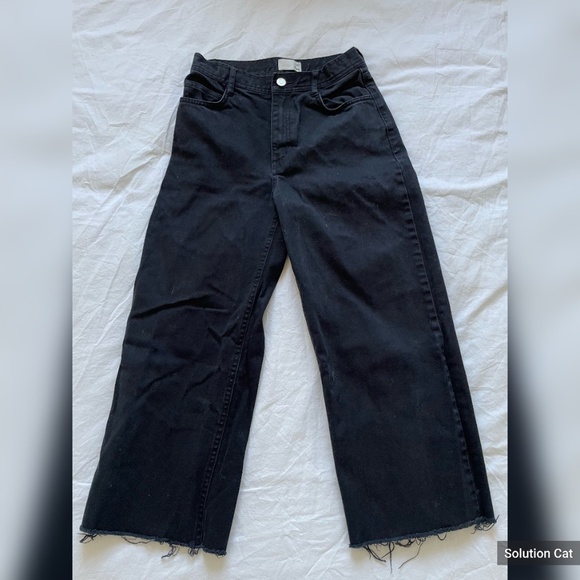 Aritzia Wilfred Free Cropped Wide-Leg Black Pant - Size 0, 25" Inseam - Picture 1 of 2